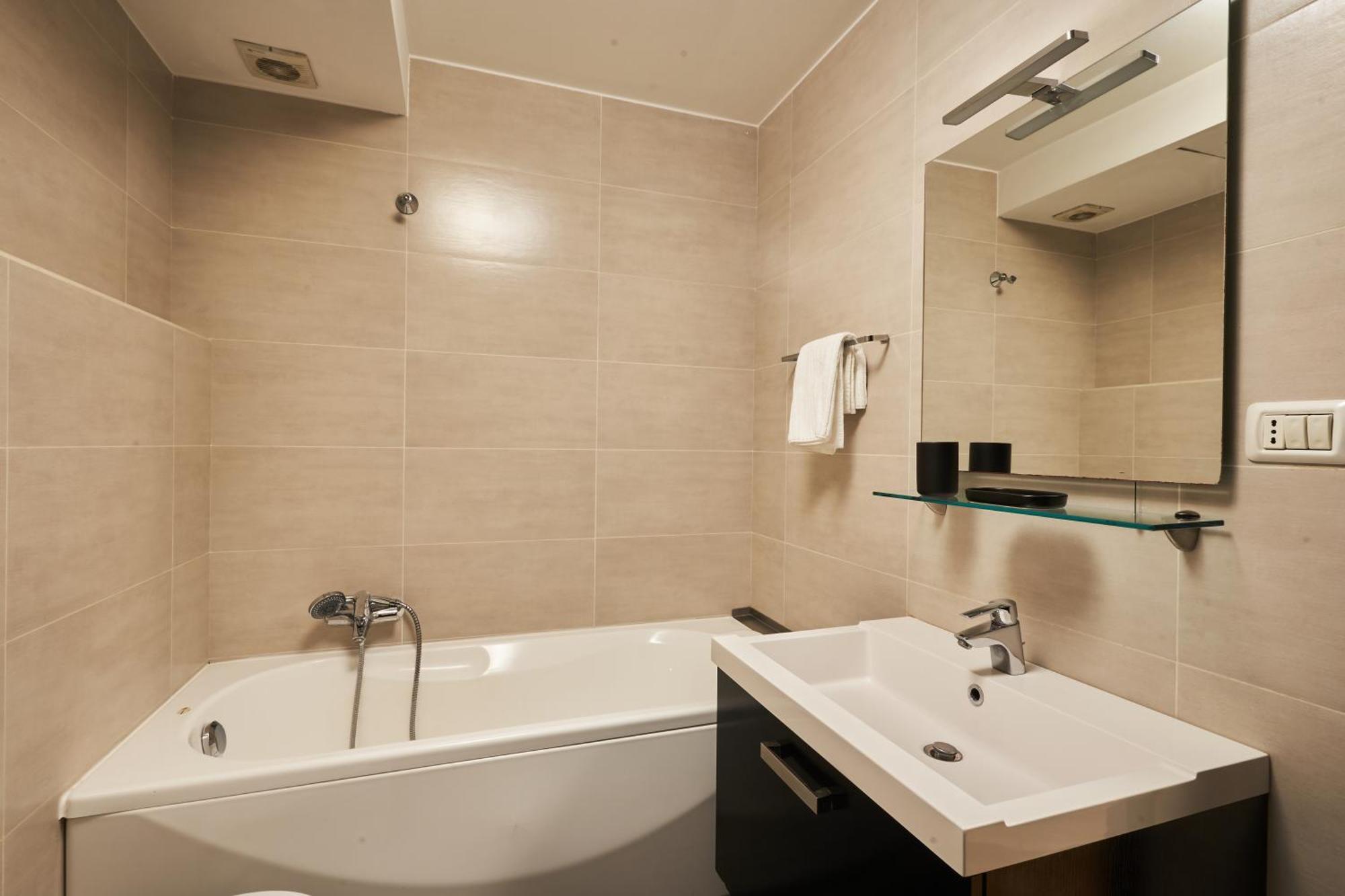 Gallery Suite The Turin Center Apartment 5 Floor, Free Garage, Big Terrace Exterior foto